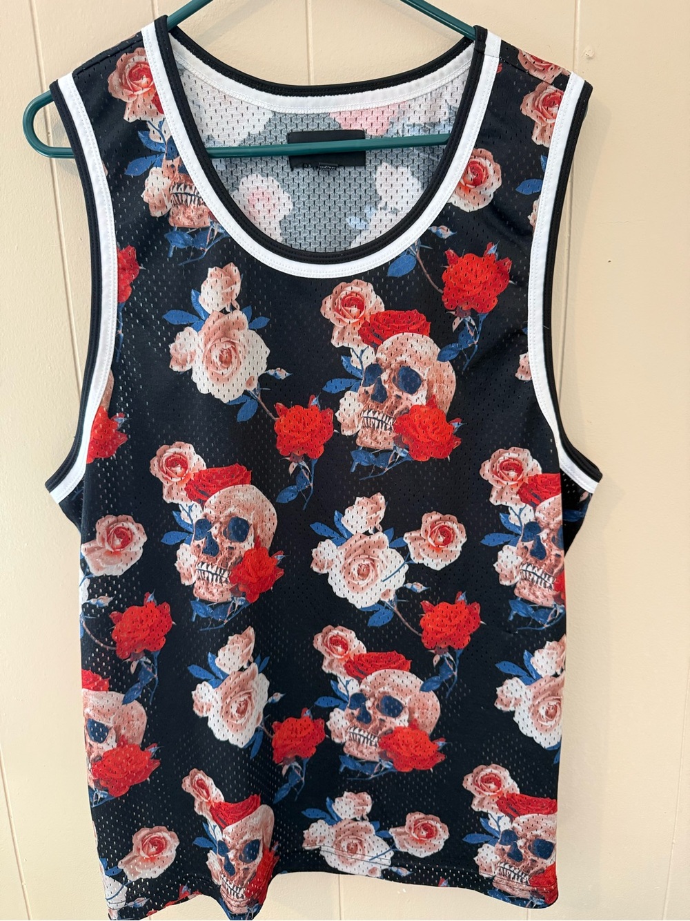 Skulls and roses XL double sided mesh tank top